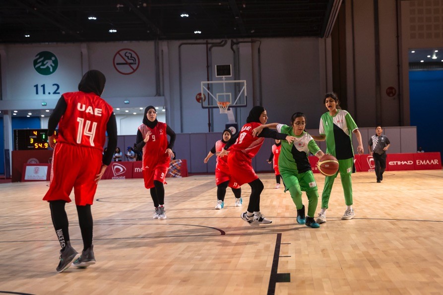 سلة سيدات الإمارات تهزم مصر في الأولمبياد الخاص