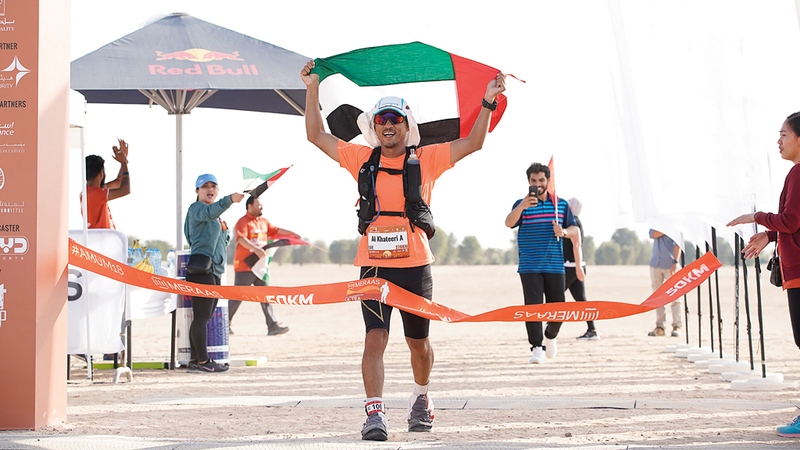 أحمد الكثيري أول إماراتي ينهي أطول سباق صحراوي في العالم